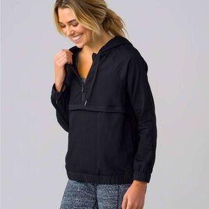 Lululemon pack lite pullover